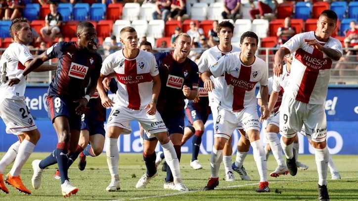 Soi kèo SD Huesca vs Eibar