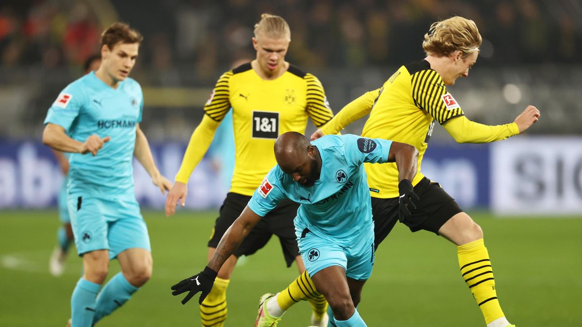 Soi kèo Greuther Furth vs Borussia Dortmund